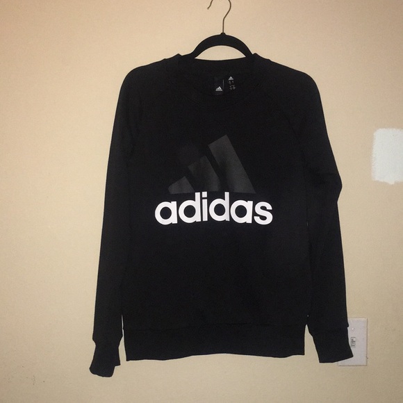 adidas Sweaters - Almost brand new Womens Adidas sweatshirt